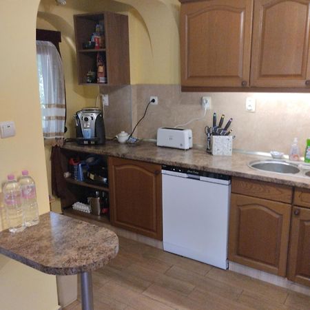 Гери2 Villa อาร์บานาซิ ภายนอก รูปภาพ
