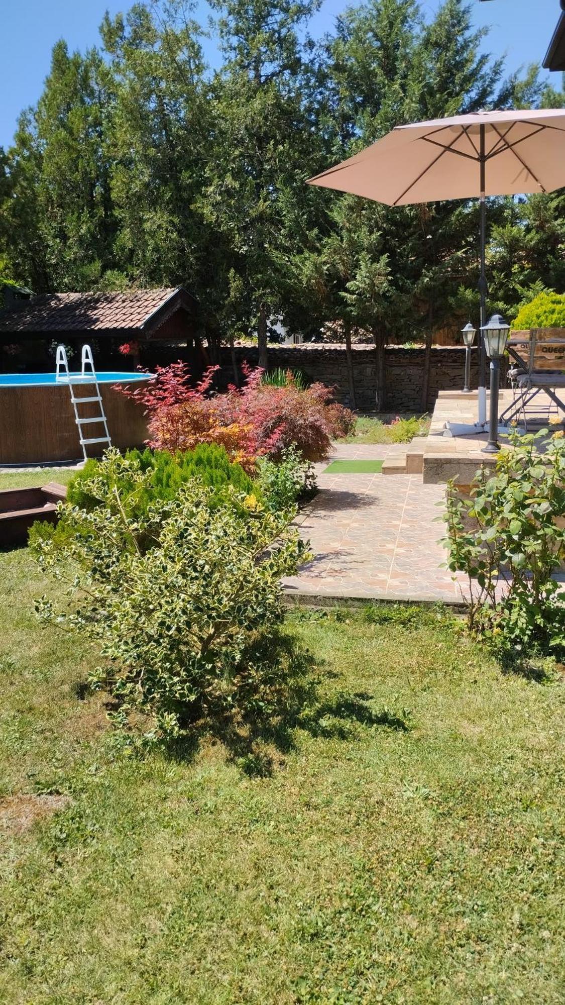 Гери2 Villa อาร์บานาซิ ภายนอก รูปภาพ
